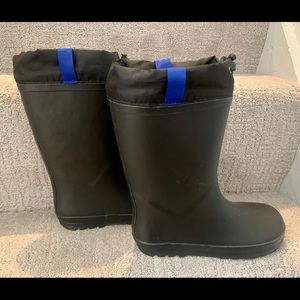 Kids rain boots